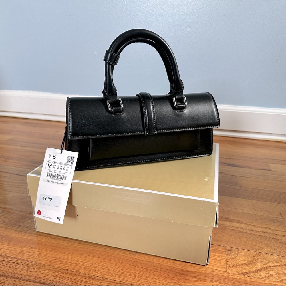 Zara - Elegant Black Purse